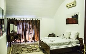 Travel Inn Apartments